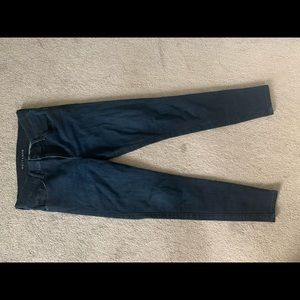Mott & Bow womens dark wash jeans